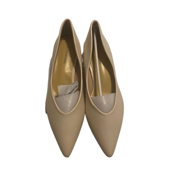 C.PARAVANO‎ Women’s Low Block Heel White Pumps Size EU 38 US 7.5 New With Box - Picture 1 of 11